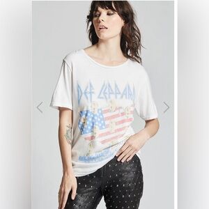 NWOT Recycled Kama® Def Leppard TShirt Medium